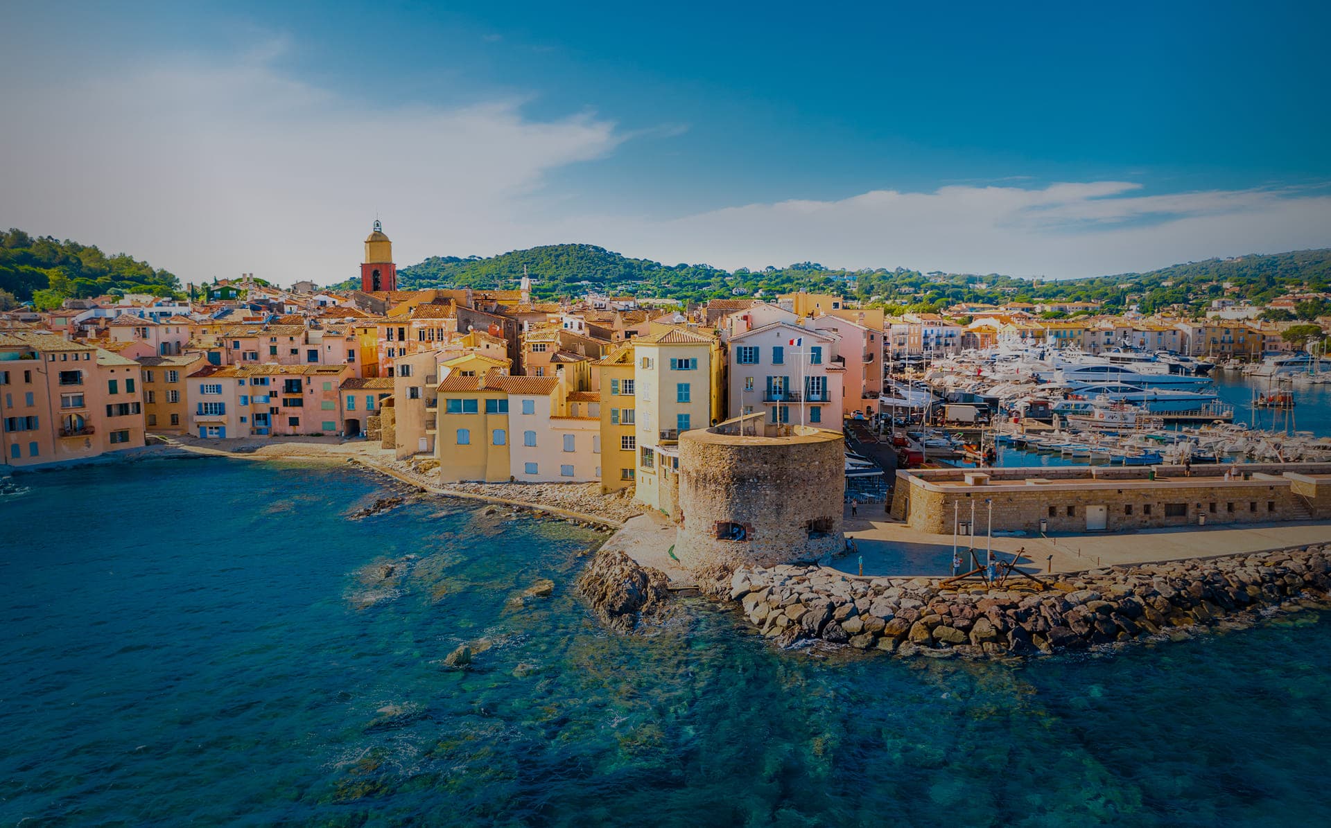 Luxury yacht charter in Saint-Tropez